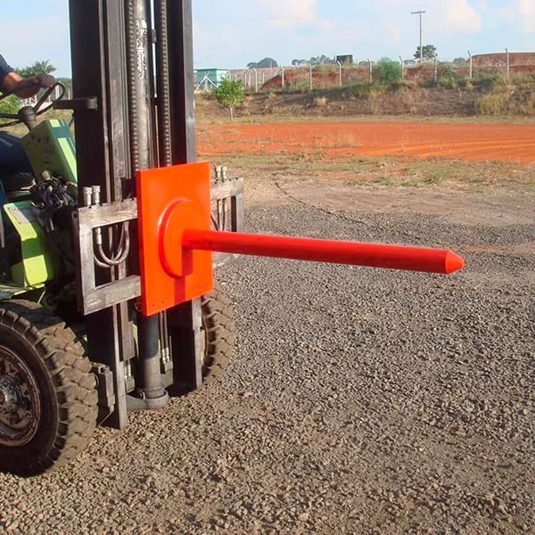 Ariete para Empilhadeira Ariete para Empilhadeira FCJ são produzidos de acordo com a necessidade e utilização dos clientes, dependendo da operação podem ser fornecidos com revestimentos especiais como Bronze, Nylon, Celeron entre outras.
