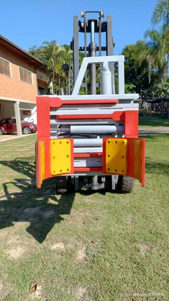 Garra para Tambor | Projetada Para o Transporte de Um Tambor Por Vez. Acessórios de Alta Qualidade para Empilhadeiras: Otimize Suas Operações Logísticas